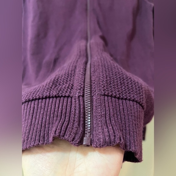 ⚫️ BOGO Eddie Bauer women’s zip up purple casual hoodie size medium - Picture 4 of 9